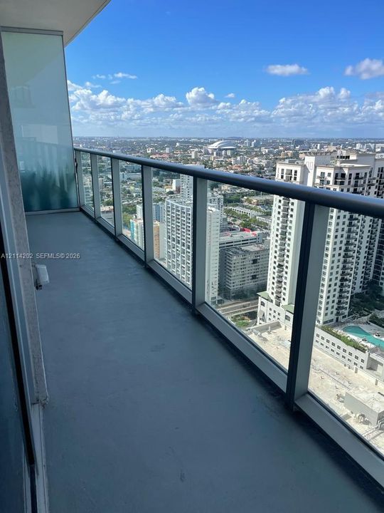 В аренду: $3,300 (1 спален, 1 ванн, 769 Квадратных фут)