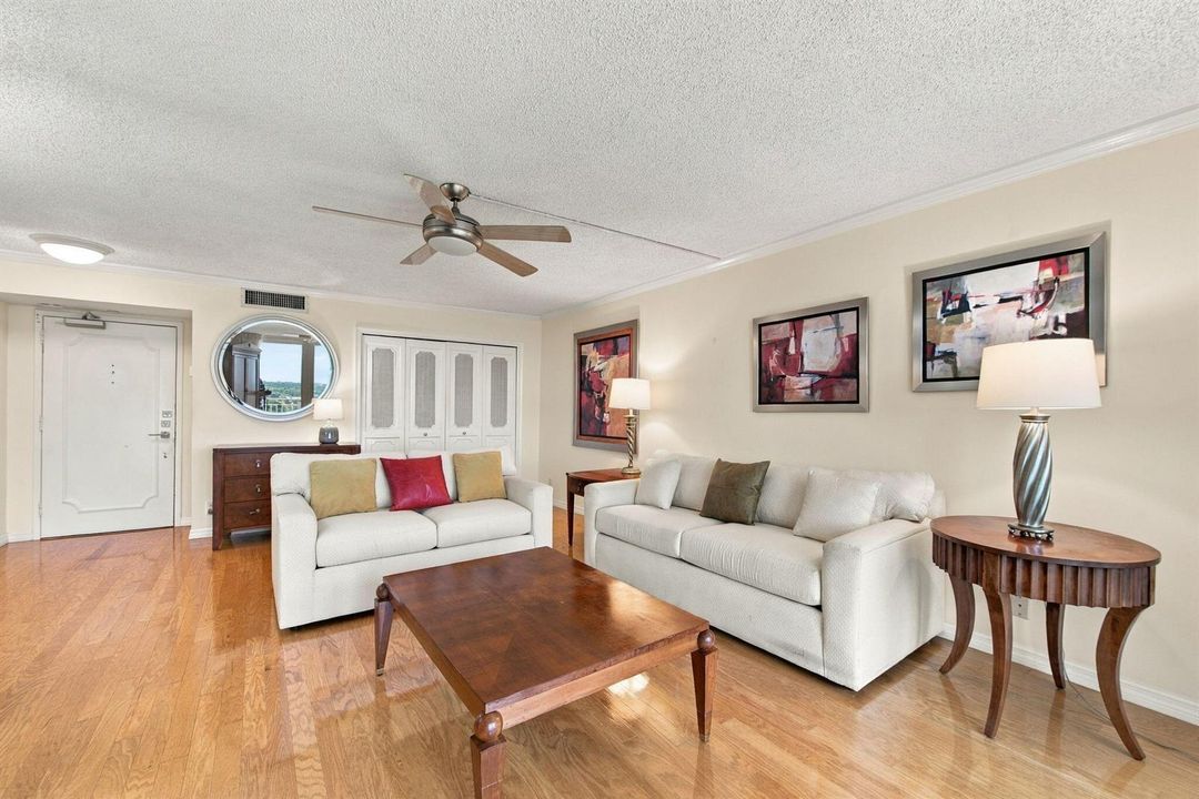 12-web-or-mls-5200-n-ocean-blvd-1112