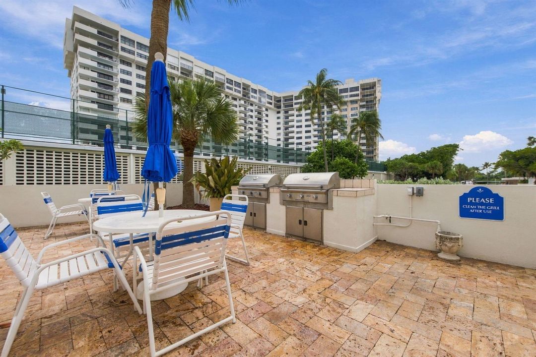 31-web-or-mls-5200-n-ocean-blvd-1112