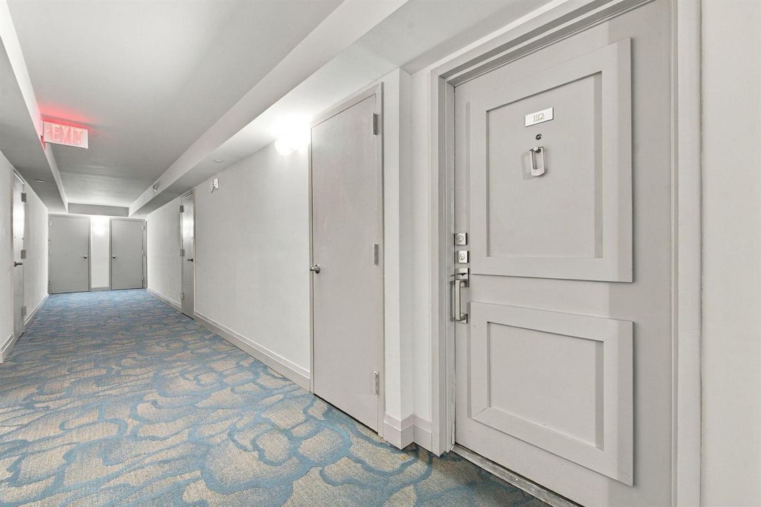 9-web-or-mls-5200-n-ocean-blvd-1112