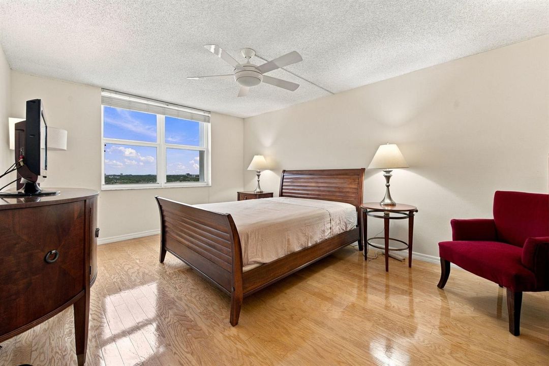 20-web-or-mls-5200-n-ocean-blvd-1112