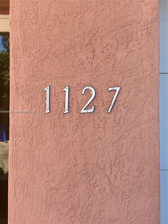 For Rent: $2,900 (2 beds, 2 baths, 1950 Square Feet)