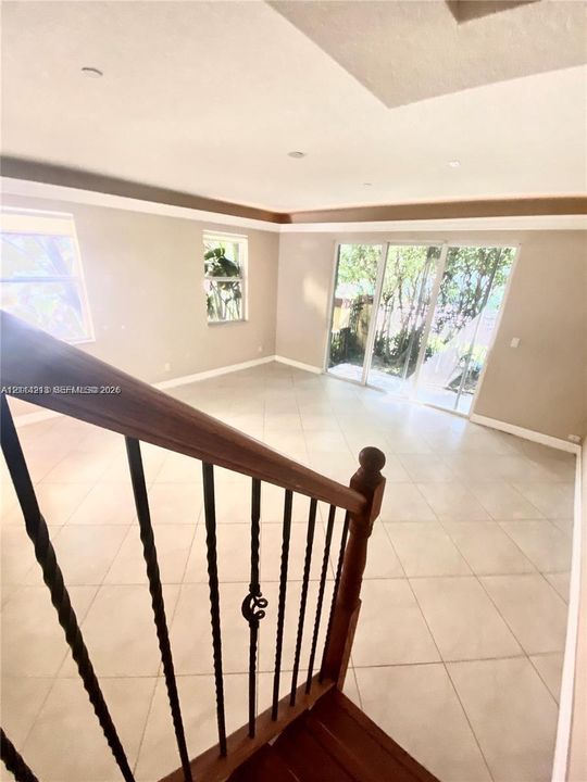 For Rent: $2,900 (2 beds, 2 baths, 1950 Square Feet)