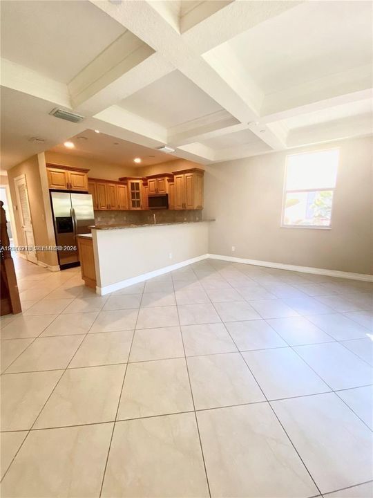 For Rent: $2,900 (2 beds, 2 baths, 1950 Square Feet)
