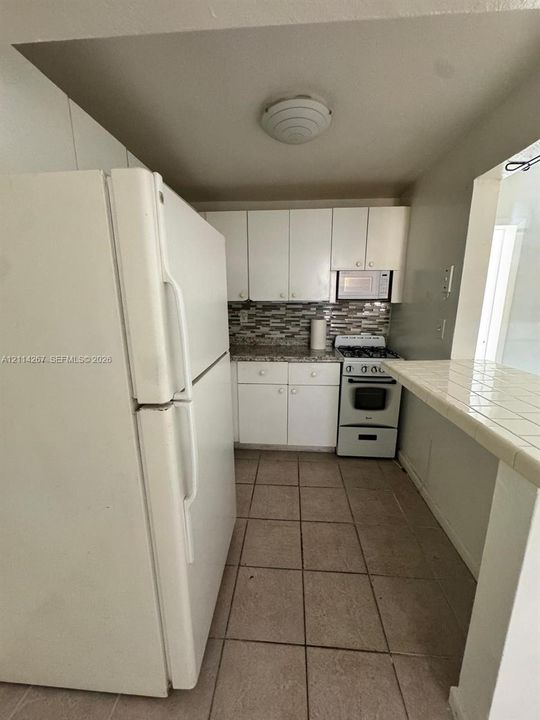 В аренду: $1,625 (1 спален, 1 ванн, 583 Квадратных фут)