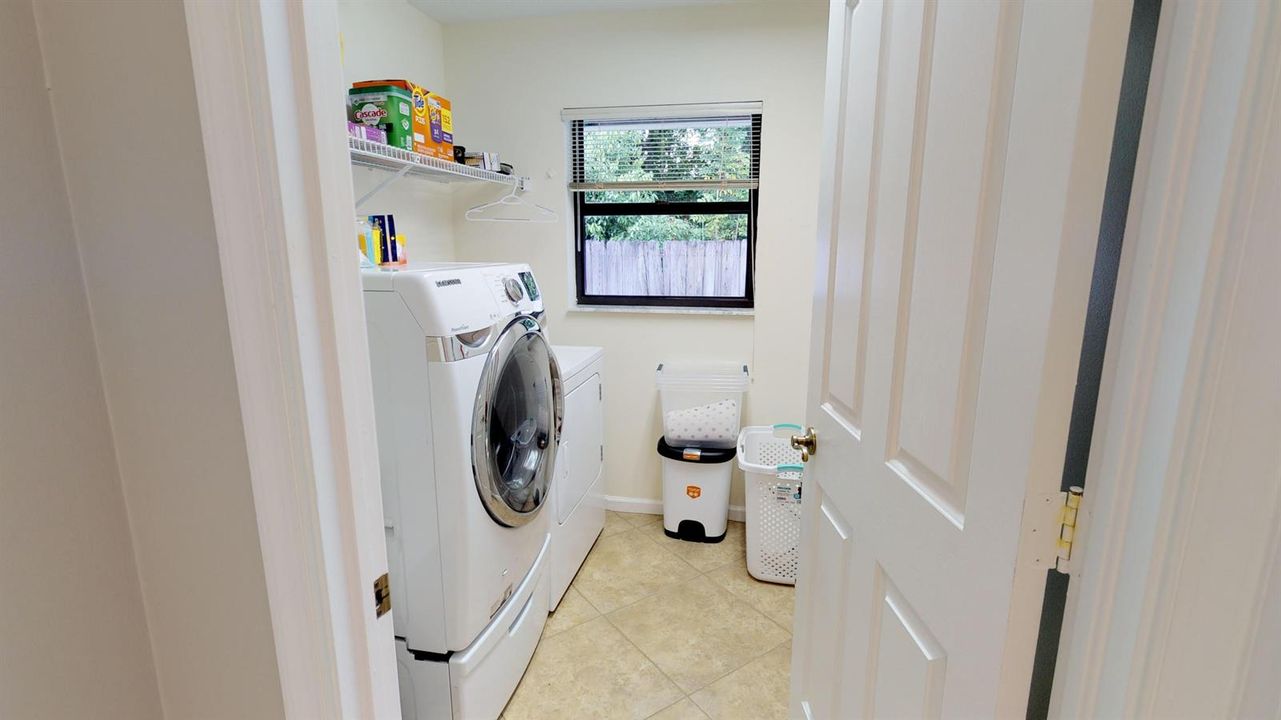 1835-Staimford-Cir-06252019_221014