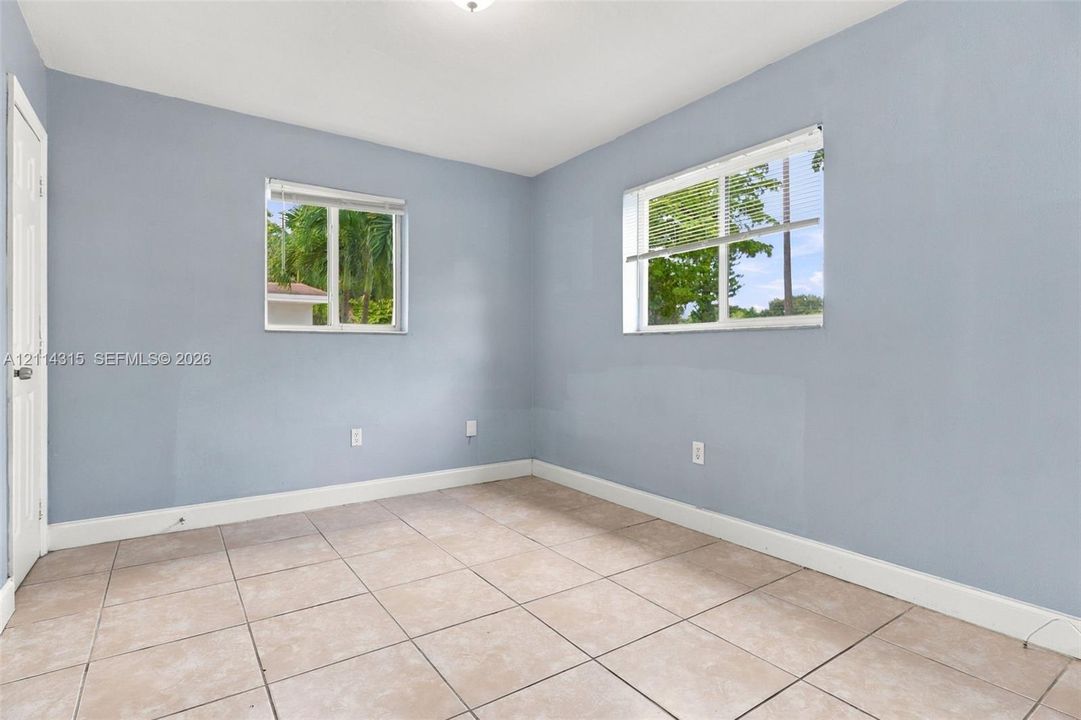 For Sale: $514,900 (3 beds, 2 baths, 1080 Square Feet)