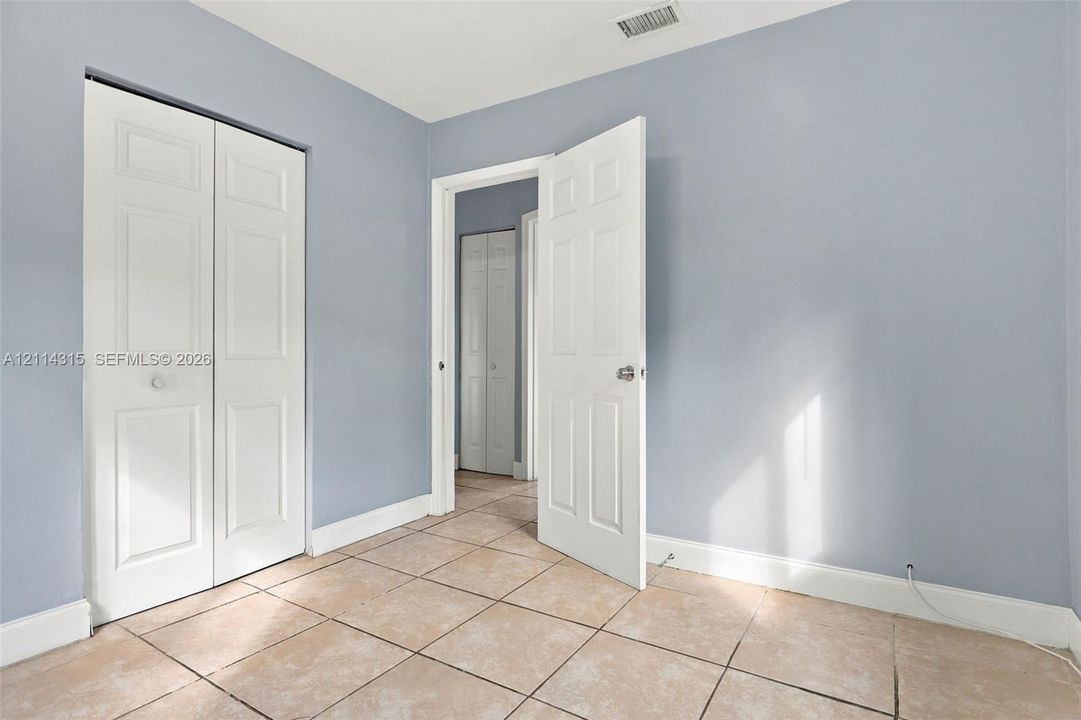 For Sale: $514,900 (3 beds, 2 baths, 1080 Square Feet)