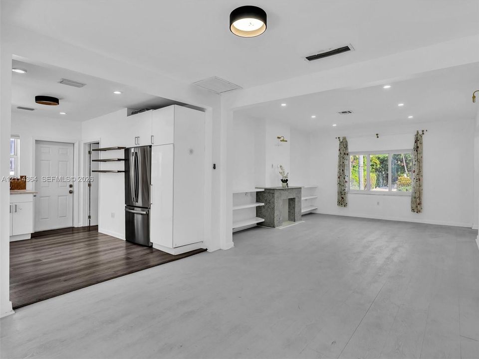 For Rent: $6,500 (3 beds, 3 baths, 1782 Square Feet)
