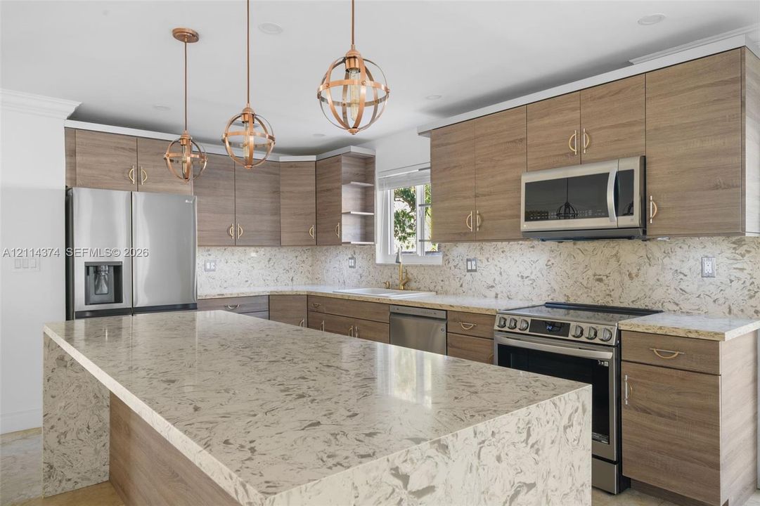 For Sale: $1,950,000 (4 beds, 3 baths, 2573 Square Feet)