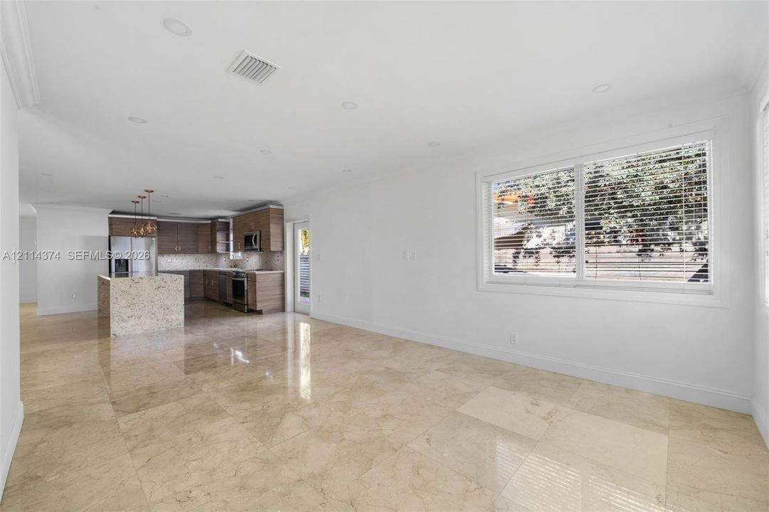 For Sale: $1,950,000 (4 beds, 3 baths, 2573 Square Feet)