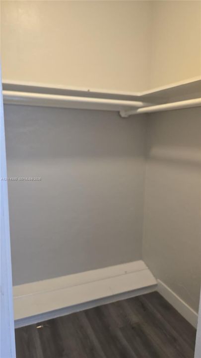 For Rent: $1,650 (0 beds, 1 baths, 400 Square Feet)