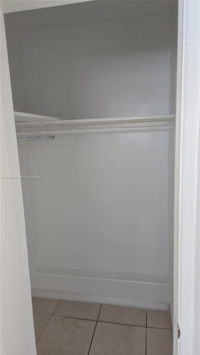 For Rent: $1,600 (0 beds, 1 baths, 400 Square Feet)