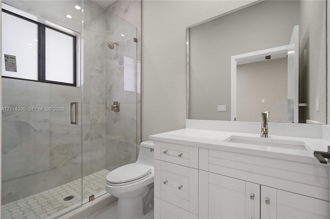 For Sale: $625,000 (3 beds, 3 baths, 1600 Square Feet)