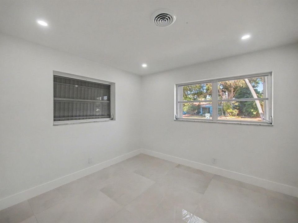 21-web-or-mls-21-web-or-mls-023