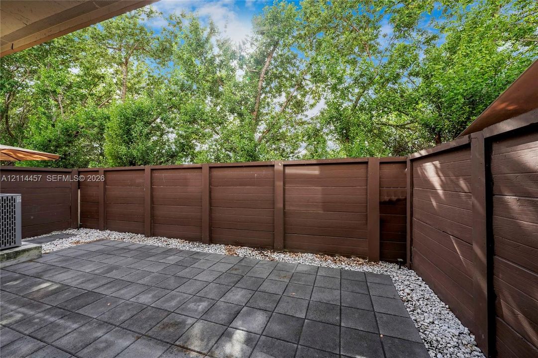 На продажу: $545,000 (3 спален, 2 ванн, 1588 Квадратных фут)