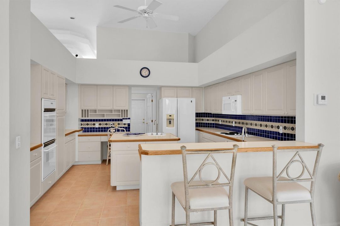 8004 Plantation Lakes Dr - 15