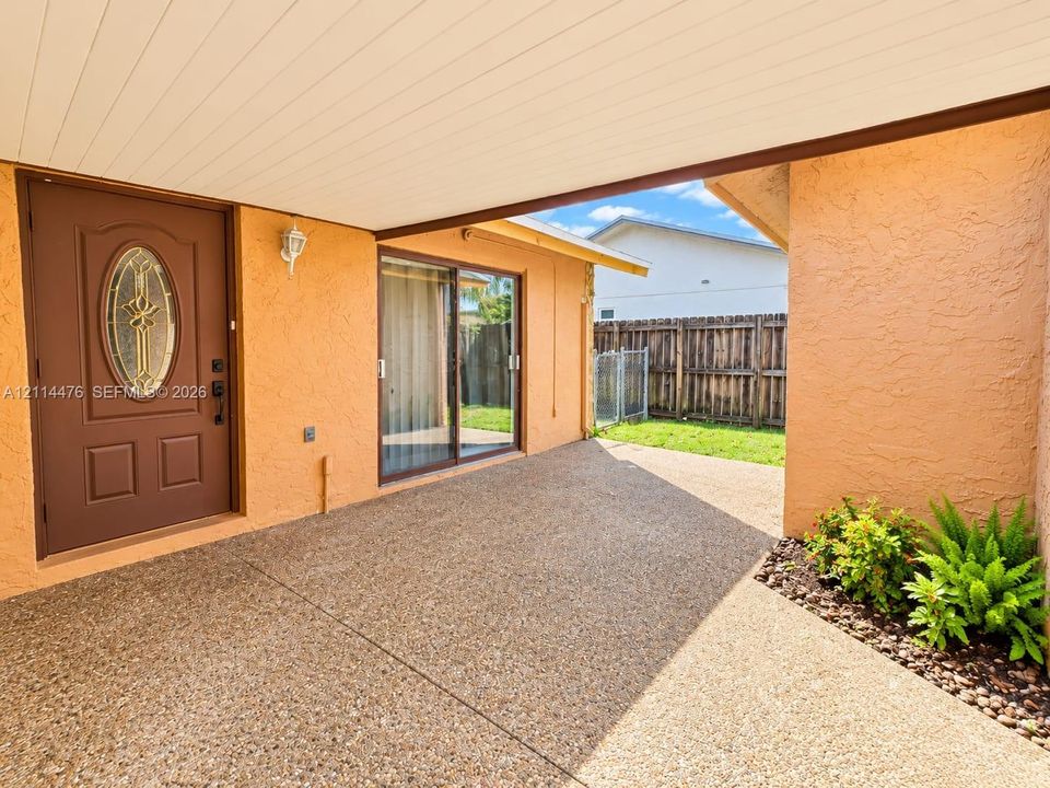 For Sale: $480,000 (3 beds, 2 baths, 1384 Square Feet)
