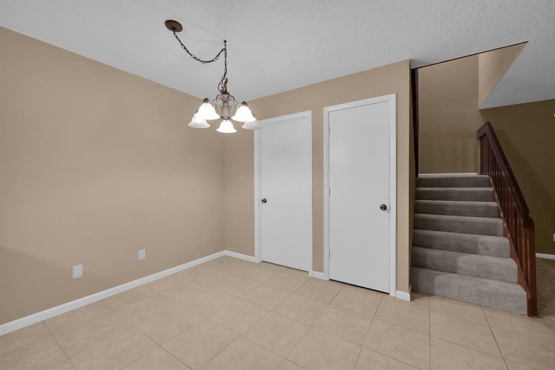 5913 SE WINDSONG Lane 834