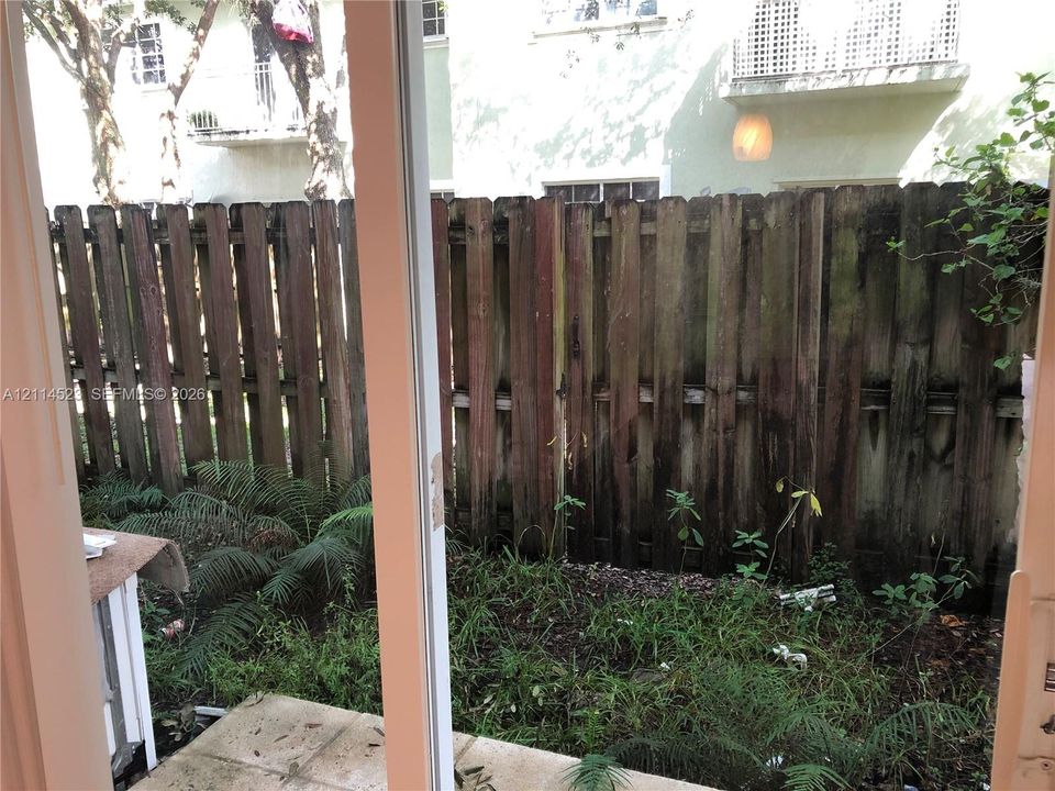For Sale: $249,000 (3 beds, 2 baths, 1221 Square Feet)