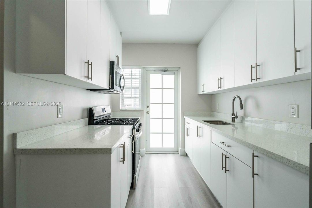 For Rent: $1,811 (0 beds, 1 baths, 0 Square Feet)