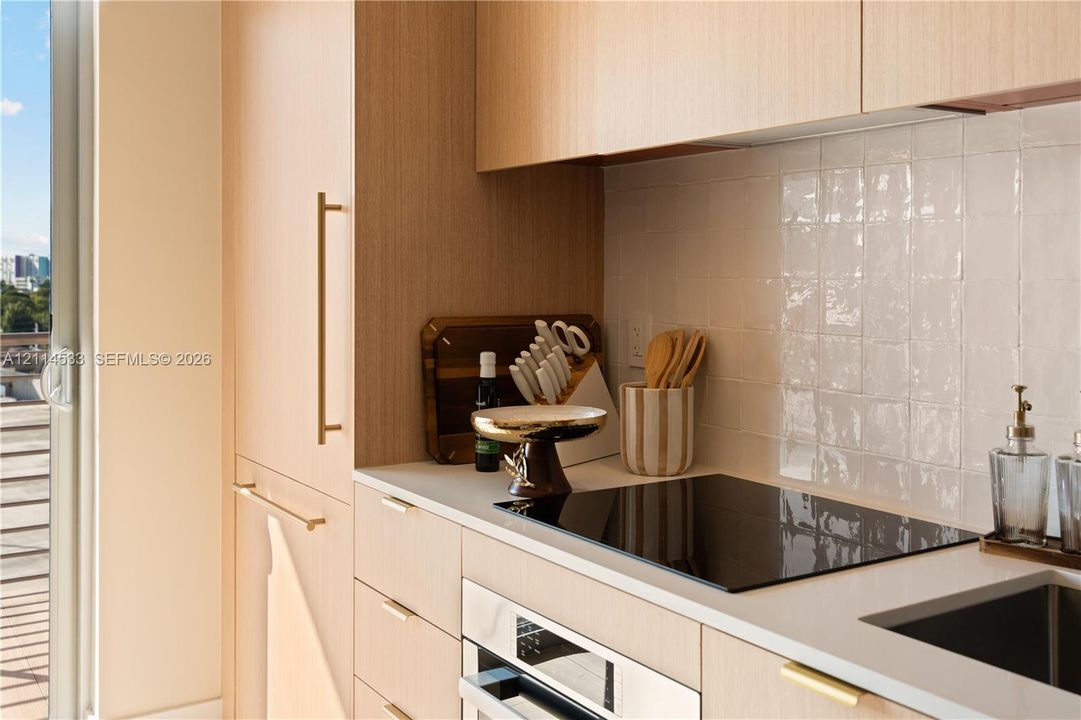 В аренду: $3,250 (1 спален, 1 ванн, 0 Квадратных фут)