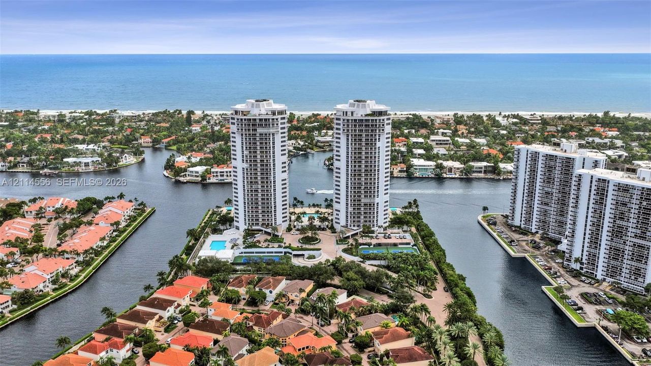 For Sale: $1,100,000 (2 beds, 2 baths, 2240 Square Feet)