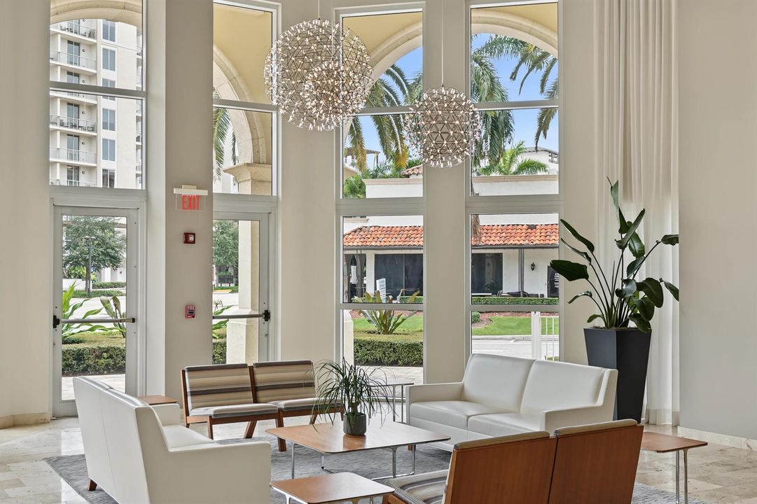 Palmetto Place | Lobby Lounge & Designer