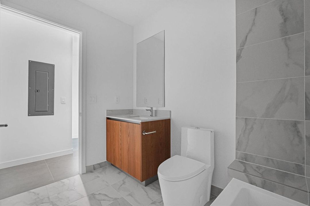 70-web-or-mls-DSC06132