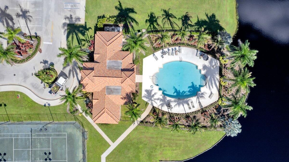 pool