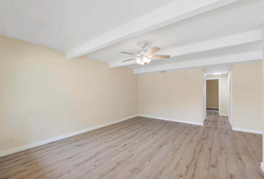 1325 S Flagler Ave U104_006