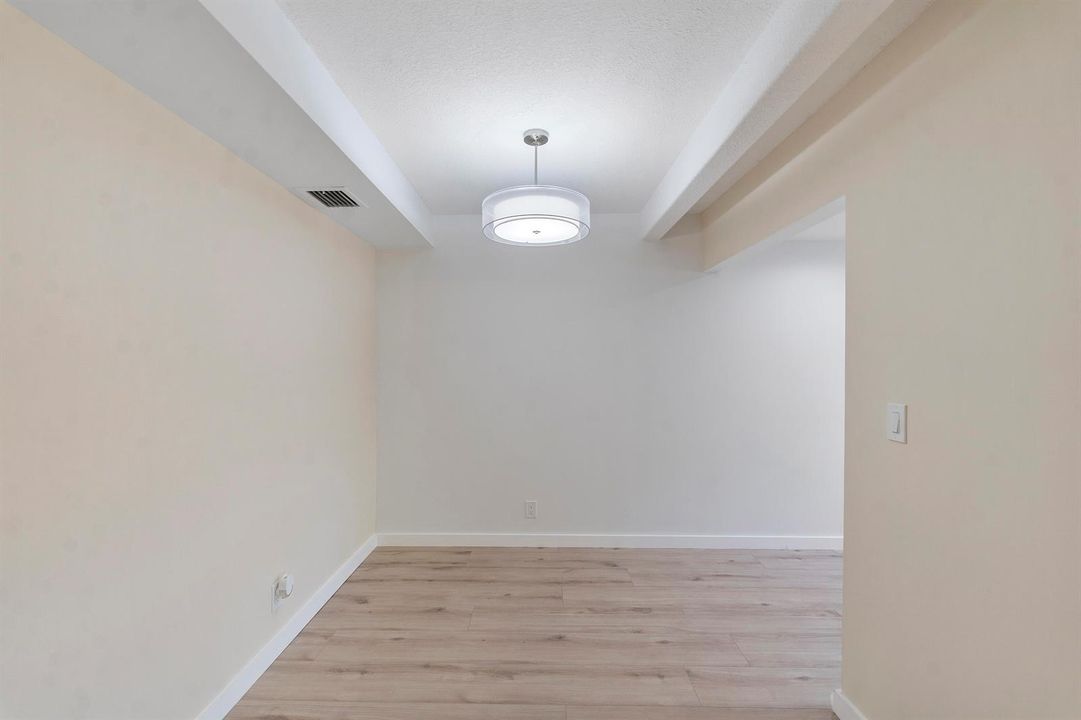1325 S Flagler Ave U104_021