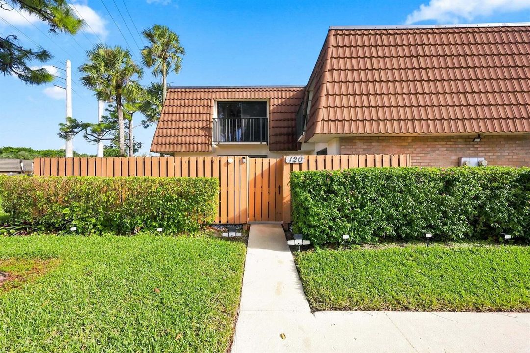 120 Heritage Way