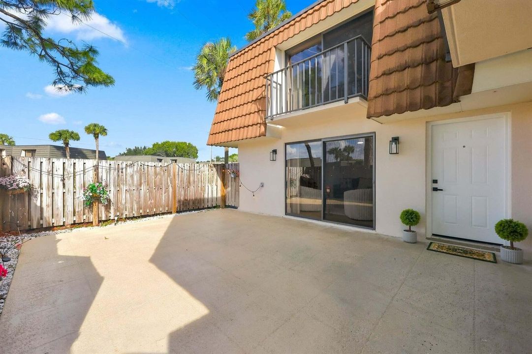 120 Heritage Way