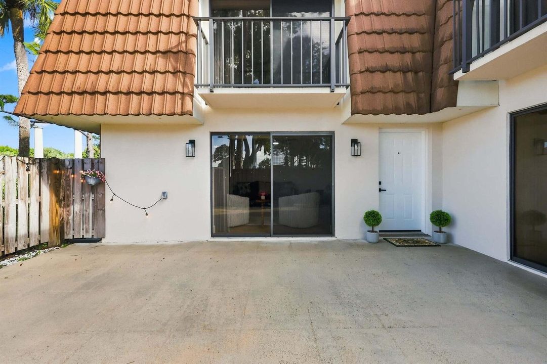 120 Heritage Way