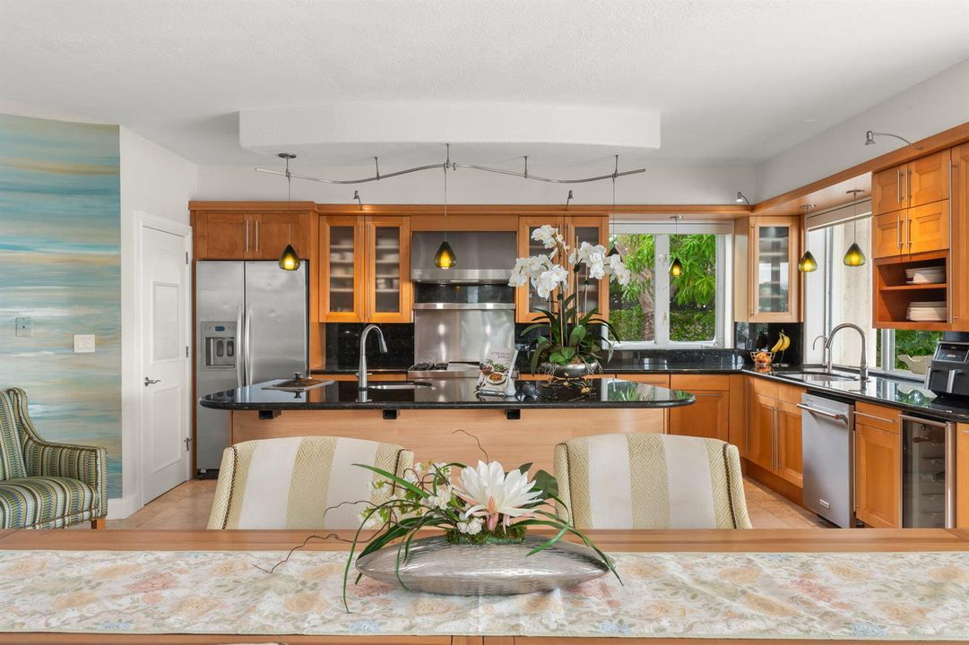 18-web-or-mls-2200 Intracoastal Dr Fort