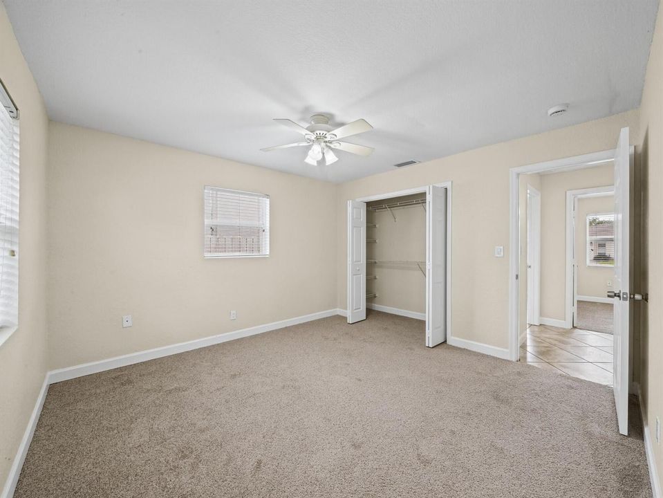 17 Primary Bedroom Suite (7)