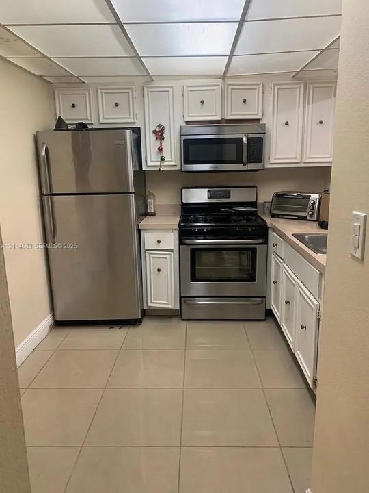 В аренду: $1,750 (1 спален, 1 ванн, 943 Квадратных фут)