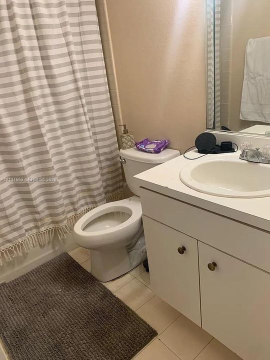 В аренду: $1,750 (1 спален, 1 ванн, 943 Квадратных фут)