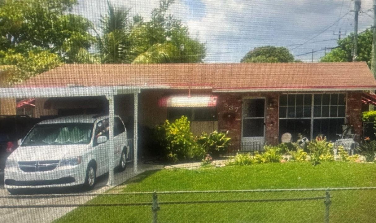 537 NW 17TH AVE FORT LAUD.
