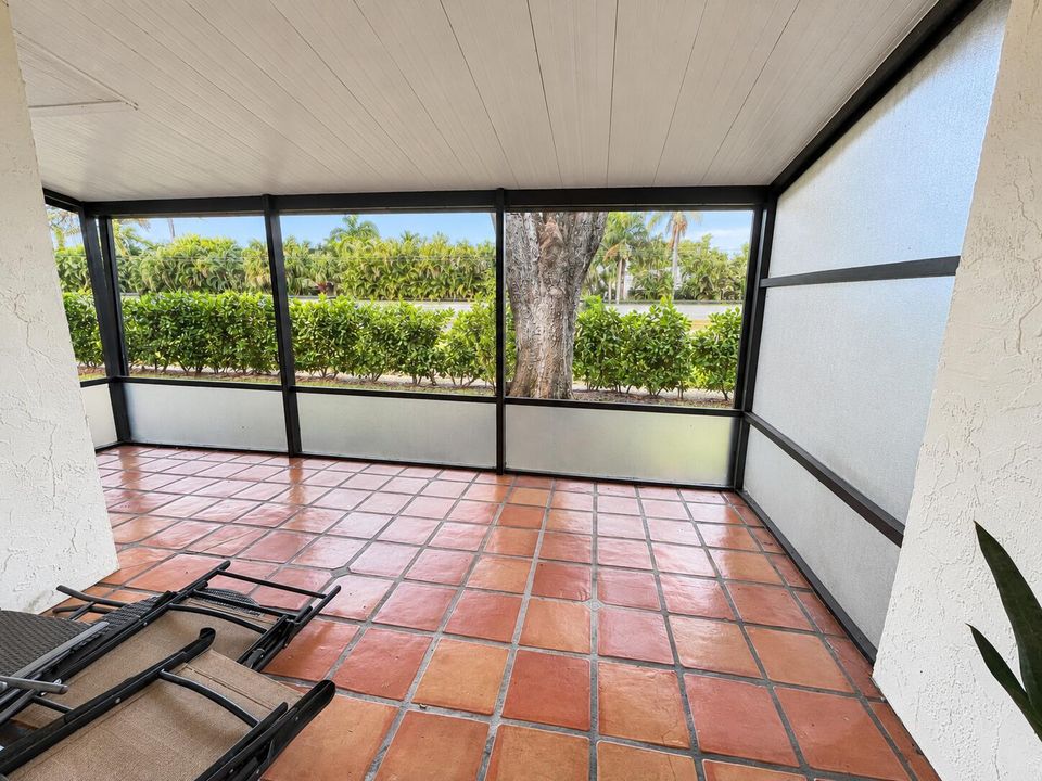 Polished real estate home photo-6