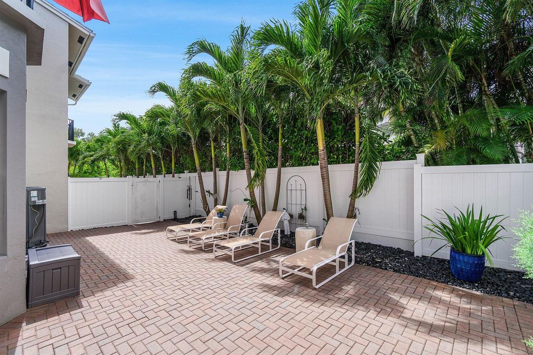 042-1860HighlandGroveDrive-DelrayBeach-F