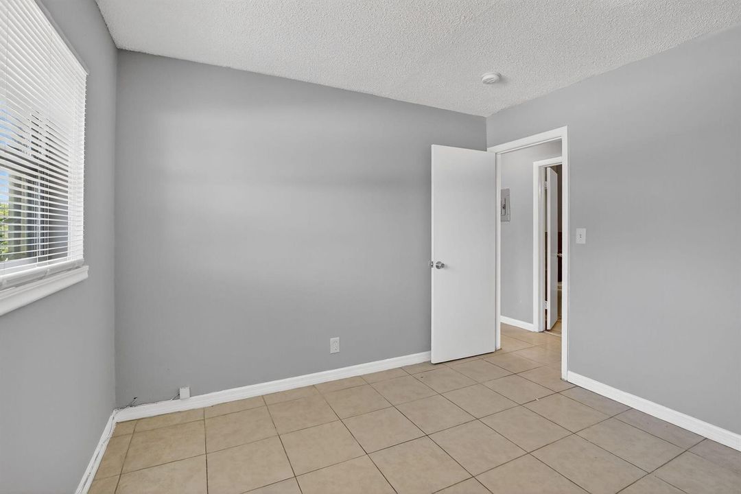 1767 NW 55th Avenue