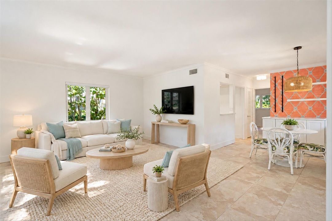 Virtual Staged 1029 Langer Way #4