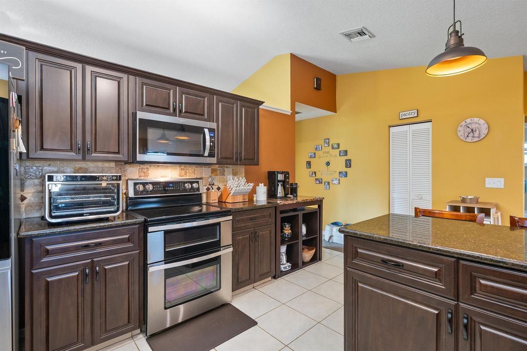double oven kitchen