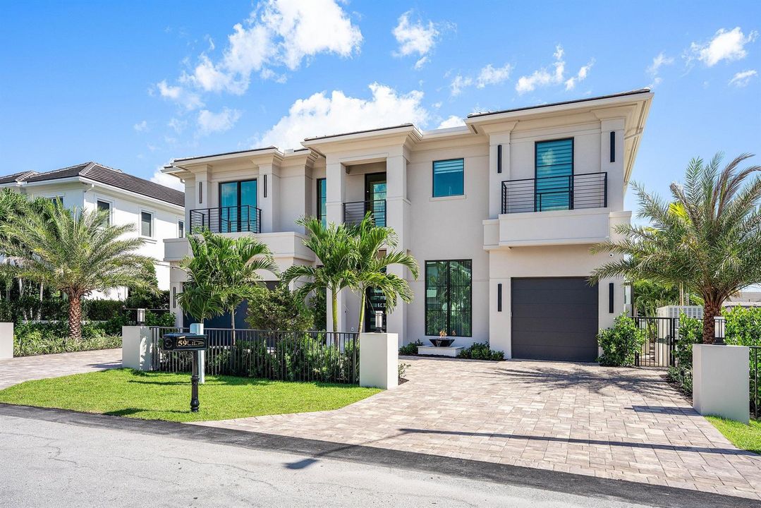 002-590PhillipsDrive-BocaRaton-FL-33432-