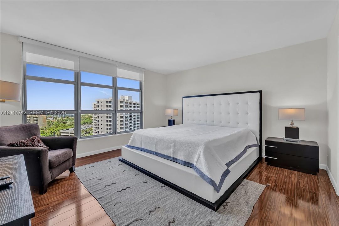 В аренду: $3,395 (2 спален, 2 ванн, 1361 Квадратных фут)