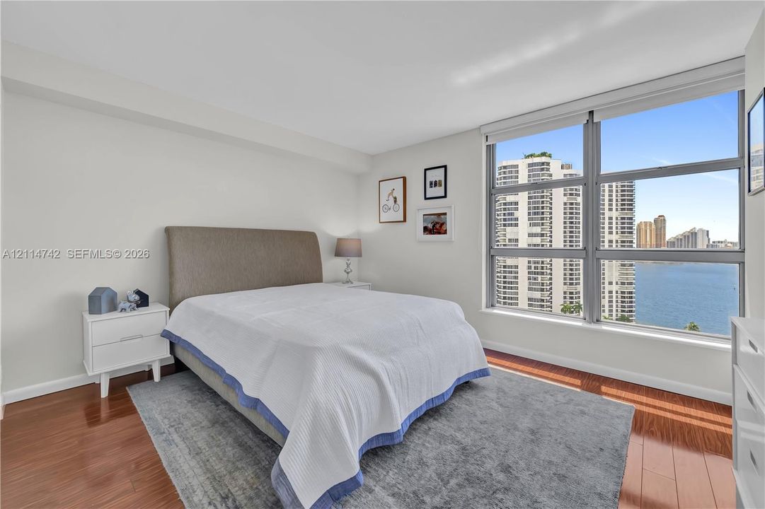 Second bedroom with a great view. Queen size bed.