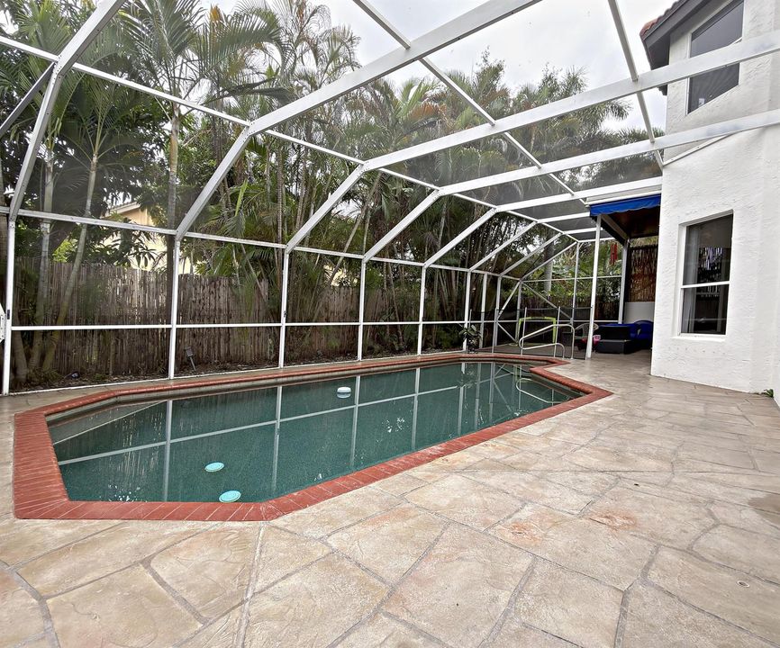 Pool 2