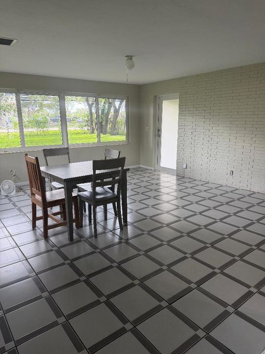 Spacious Living area